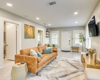 3 مي تو دن اون دوج فريندلي هوم إن هيوستون! - هيوستن - غرفة معيشة