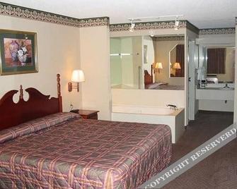 Nola Inn And Suites - Nova Orleans - Quarto