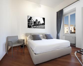 Oriana Homèl Roma - Rome - Bedroom