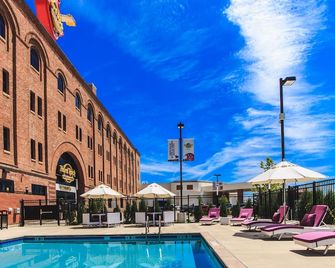 Hard Rock Hotel & Casino Sioux City - Sioux City - Svømmebasseng
