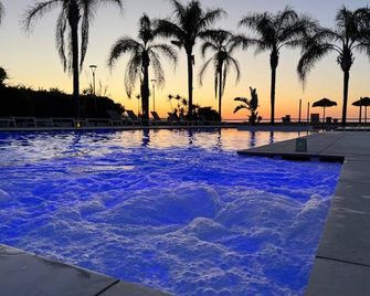 Petruso Resort - Balestrate - Piscina
