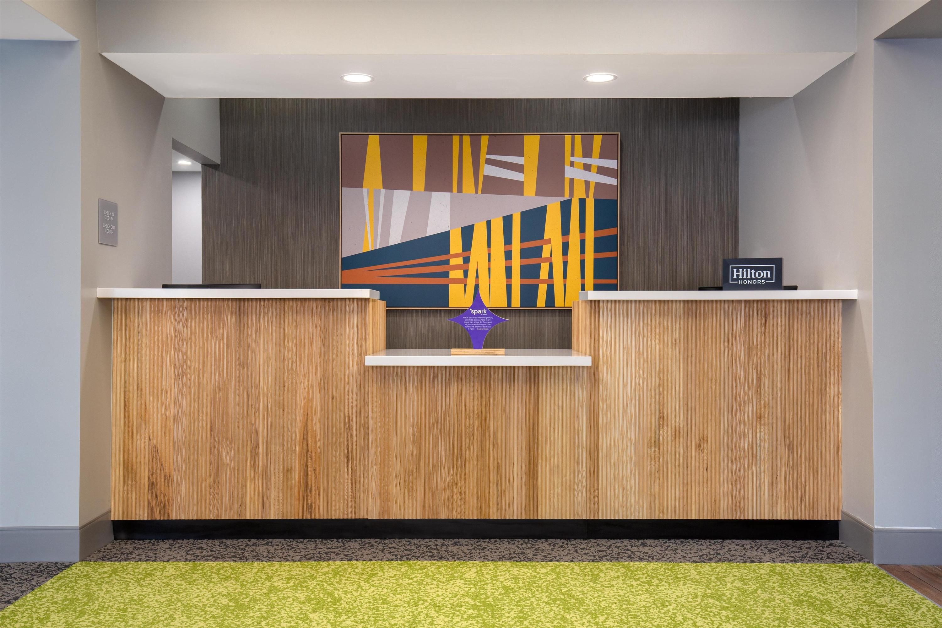 سبارك باي هيلتون تورونتو أيربورت