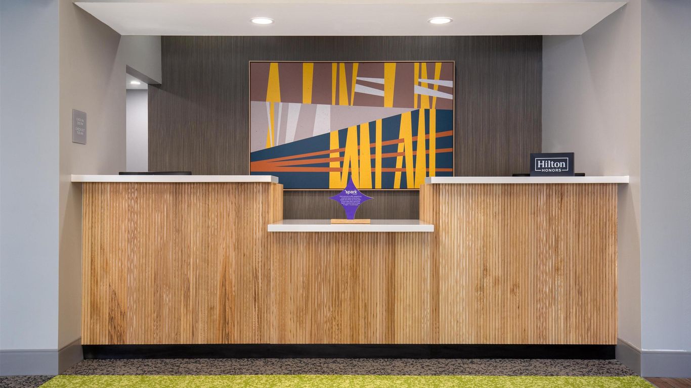 سبارك باي هيلتون تورونتو أيربورت