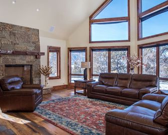 Luxury Mtn Home W/ Hot Tub, Views & Near Skiing! - Carbondale - Soggiorno