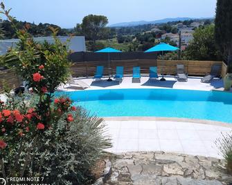 Villas-Piscine Les Mimosas - Fréjus - Zwembad