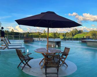 Suite Rioverde Hotel Rionegro - Rionegro - Piscina