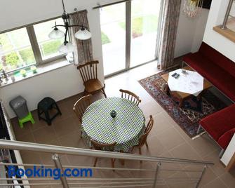 Quinta Lagarça 57 - Lagares da Beira - Living room