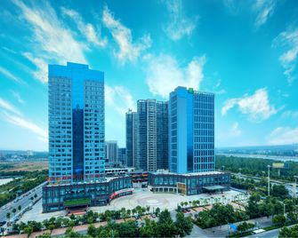 هوليداي إن إكسبرس لويانج ييتشوا نا باي آيتش جي - لويانغ - مبنى