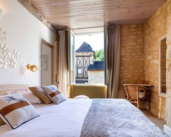 Large comfortable cottage (4 ) with terrace, garden and private heated pool. - Sarlat-la-Canéda - Chambre