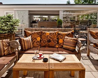 B&B Dvor Tacen - Ljubljana - Patio