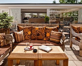 B&B Dvor Tacen - Ljubljana - Serambi