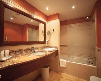 Valentin Star Hotel Adult Only - Ciutadella de Menorca - Bathroom