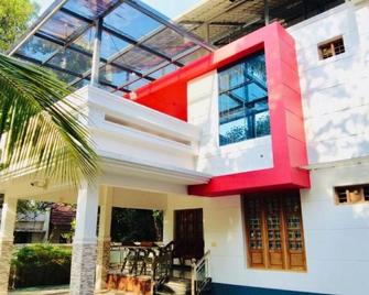 Vintage Villa - Alappuzha - Building