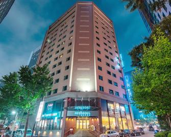 New Seoul Hotel Myeongdong - Seoul - Building