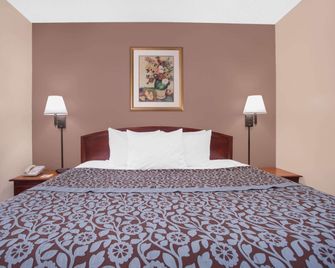 Days Inn by Wyndham Dublin GA - Dublin - Ložnice