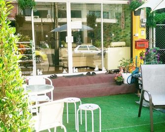 Take Me Home - צ'אנג ראי - פטיו