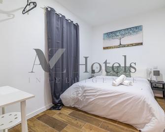 AYZ Luis Cabrera-Auto check-in property - מדריד - חדר שינה