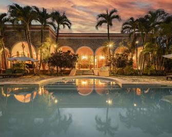 Hacienda Sacnicte - Izamal - Pool