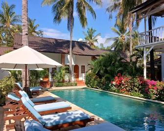 White Coconut Resort - Pemenang