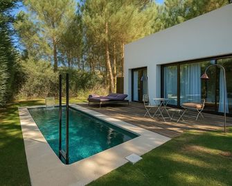 Hotel Boutique Pinar by Bossh! Hotels - Cuenca - Pool