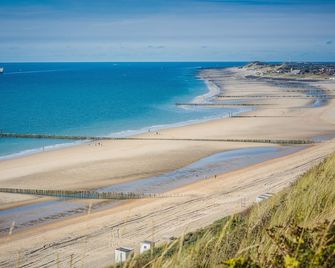 Luxe 5 Woning 'wind', 2 km van het Strand, Gelegen op Kleinschalige Camping - Vrouwenpolder - Strand