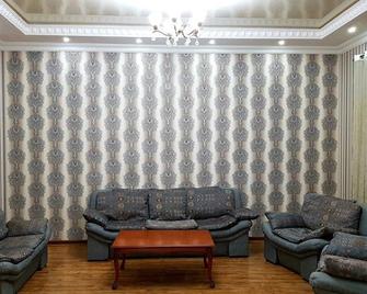 Guest House A.S.T Gyumri - Gyumri - Lounge