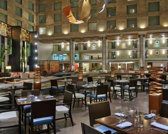 مطار ذا وستن ديترويت ميتروبوليتان - ديترويت - مطعم