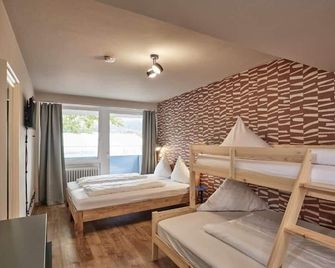 Ft Hotel & Restaurant - Friburgo de Brisgovia - Habitación