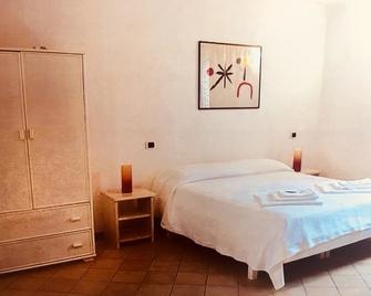 B&B Amphisya - Roccella Ionica - Bedroom