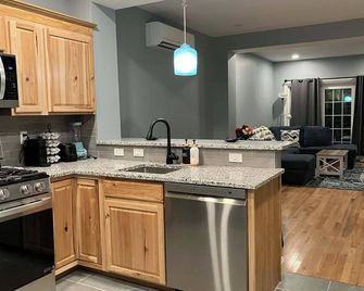 New Modern Townhouse by Bowdoin College & DT Unit 2 - Brunswick - Küche