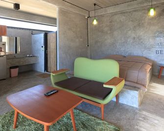 Twelve O'Clock Resort - Ban Khao Yai Thiang Tai