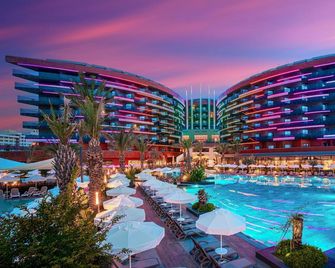 Kirman Calyptus Resort and Spa - Manavgat