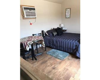 Zion Cabin - Queen - Schlafzimmer