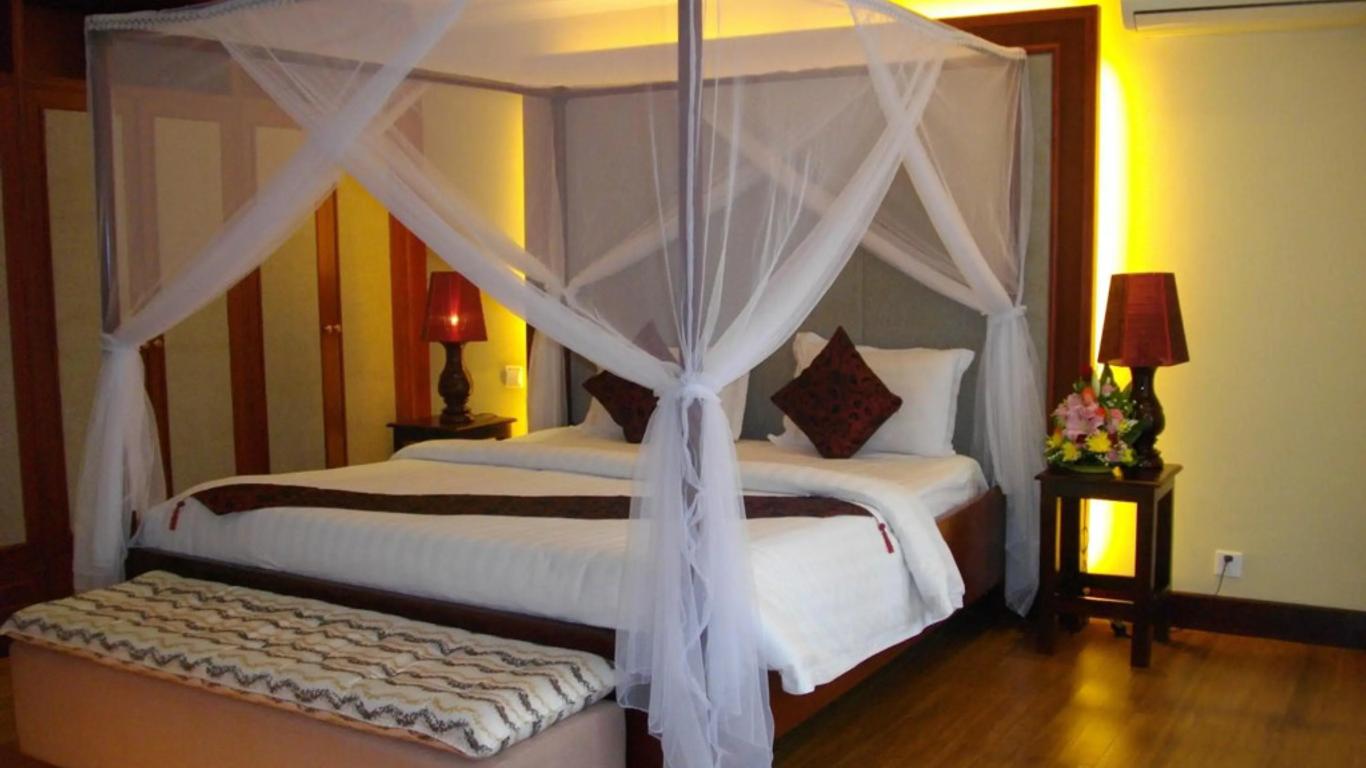 Lux Riverside Hotel & Apartment