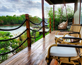 Sofia's Lake Resort Cavinti - Lumban - Balcón