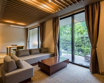 Unzen Kyushu Hotel - Unzen