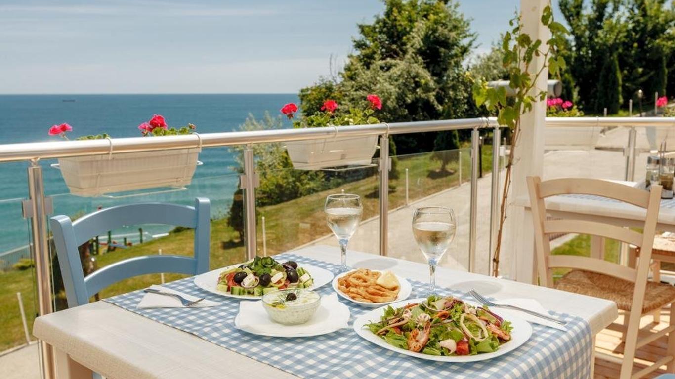 Silver Beach Apart Complex