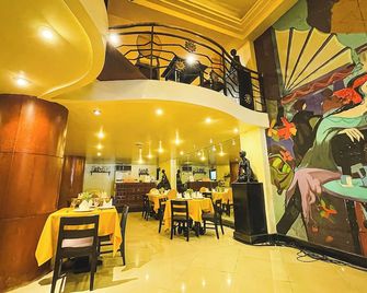 Miramar Hotel - מנילה - מסעדה