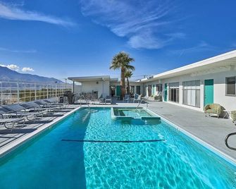 Sagewater Spa - Desert Hot Springs - Pool