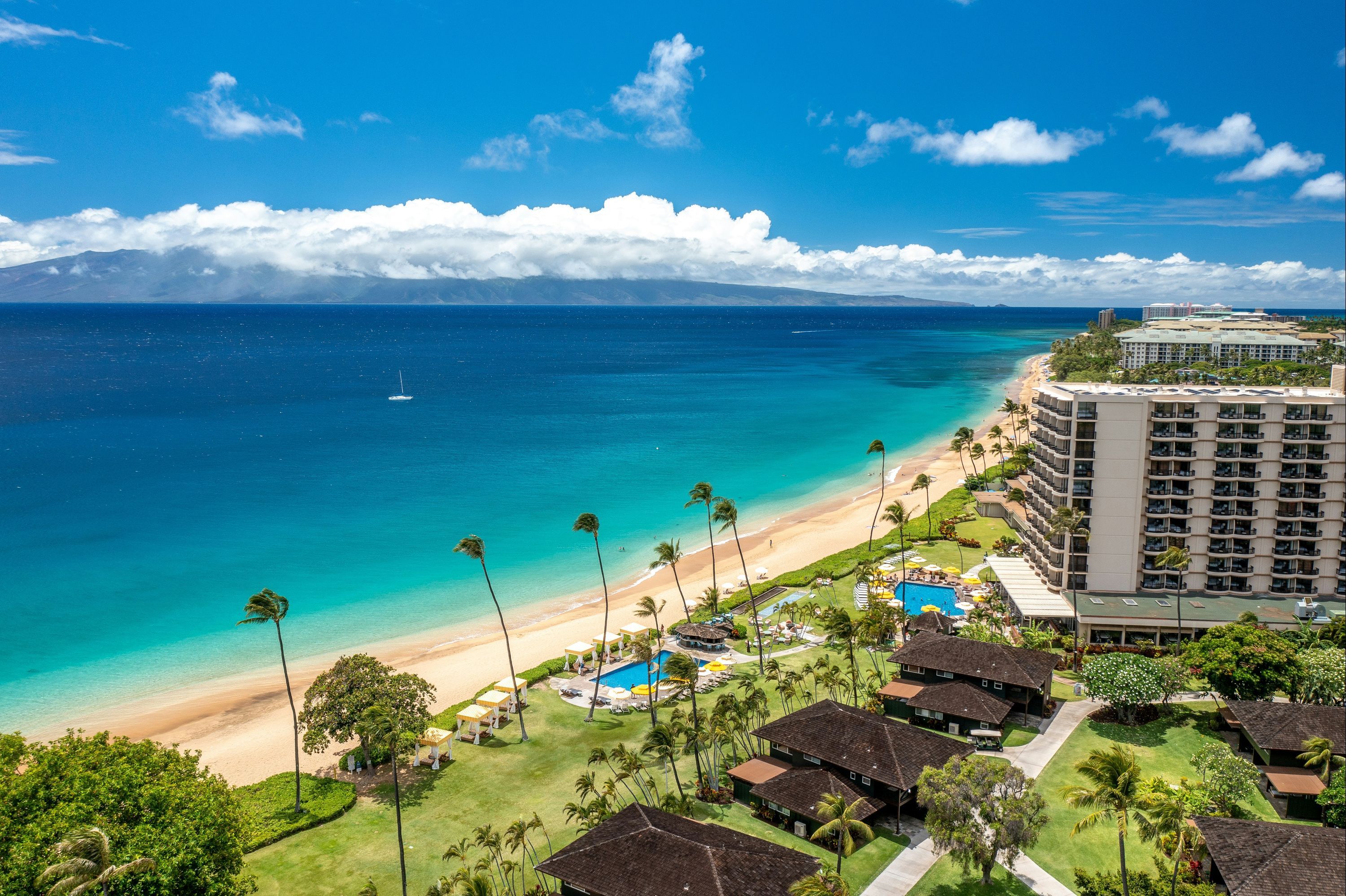 Royal Lahaina Resort & Bungalows
