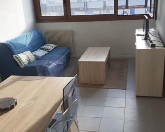 Appartement Tout Confort - Audincourt - Restaurant