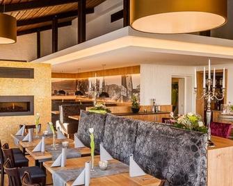 Haus am Eberbach - Stadtoldendorf - Restaurante