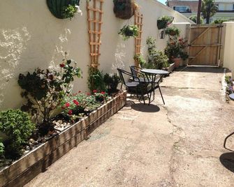 海上航道飯店 - 佩恩頓 - 天井