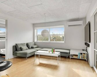 Amazing Home In Malling With Wifi - Malling - Sala de estar