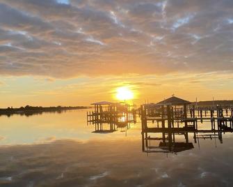 Oceanfront/Intercoastal Waterway - Newport