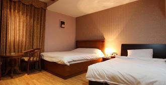 Monaco Hotel Jeju - Jeju City - Bedroom