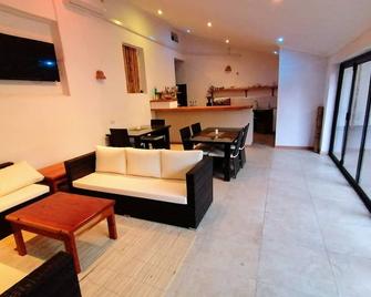 Villa 33 - Blantyre - Sala de estar