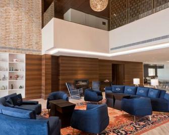 Regenta Central Ashok Chandigarh - Zerakpur - Lounge