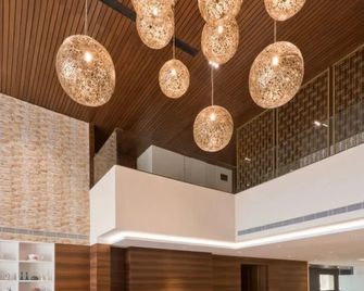 Regenta Central Ashok Chandigarh - Zerakpur - Lounge