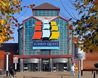 Surrey Quays Studio - London - Toà nhà